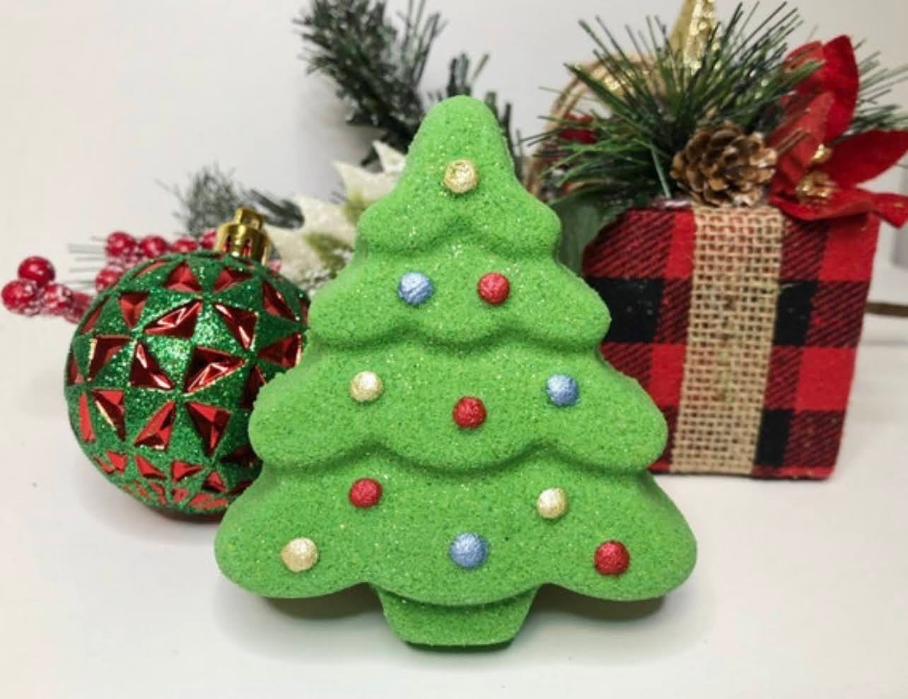 Christmas Tree Bathbomb